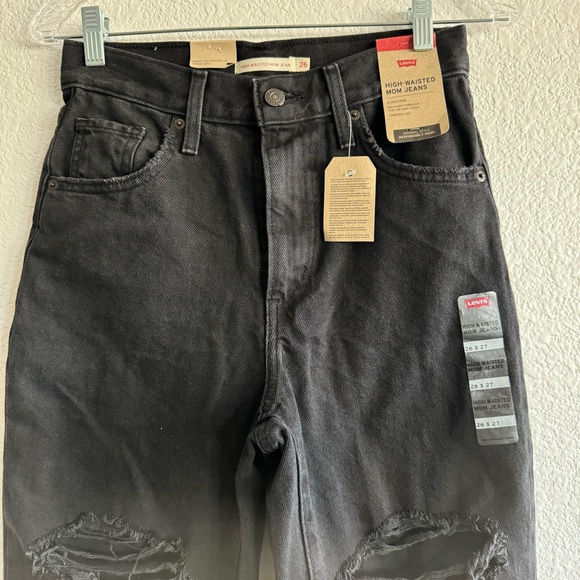 Levi’s High-Waisted Mom Jeans Black 26x27 - Picture 3 of 6